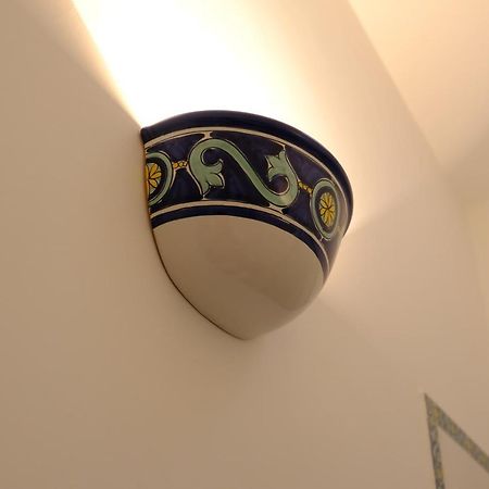 Al Corso Charming Rooms 佩斯基奇 外观 照片